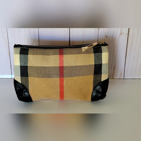Burberry Handbags - Burberry Nova Check Cosmetic Bag